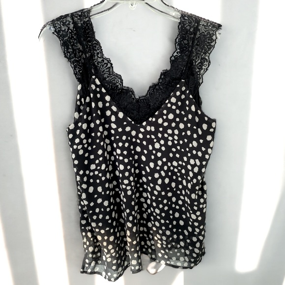 Umgee Polka Dot Eyelash Tank Top Blouse Camisole Lace Trim Women’s Size Small - Picture 1 of 4